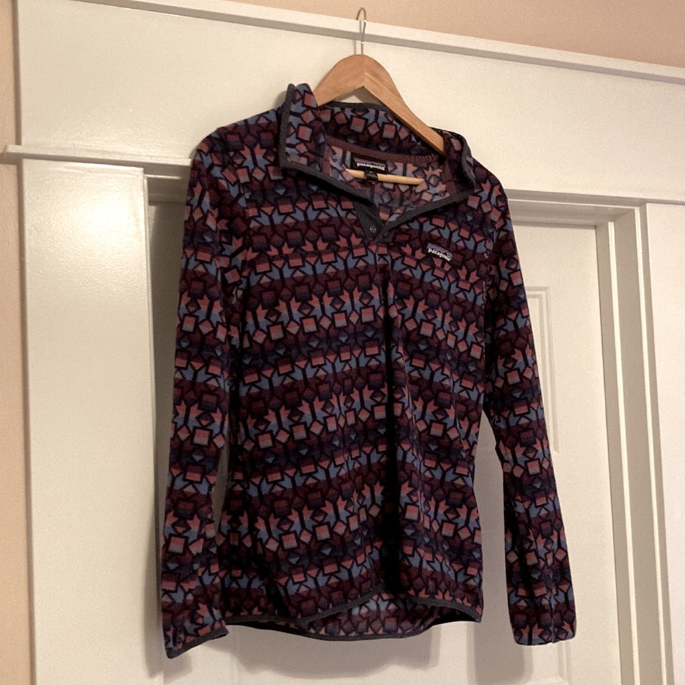 Patagonia micro fleece snap pullover. Size medium
